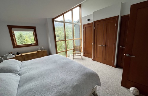 Whistler Creekside Casa | Casa de pueblo con vista al lago Nita a poca distancia de Creekside