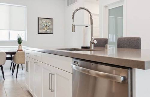 Central San Pedro Casa | Modern Townhome with Views and Theatre and All Amenities