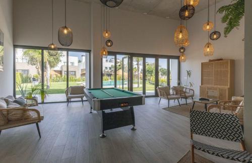 San Roque Casa | Modern Townhouse on San Roque Golf Club