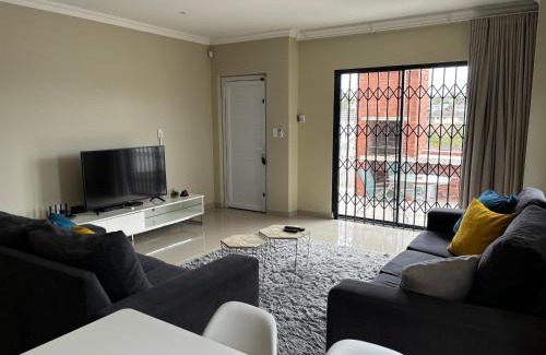 Beacon Bay Apartamento | Modern Tranquil Stay