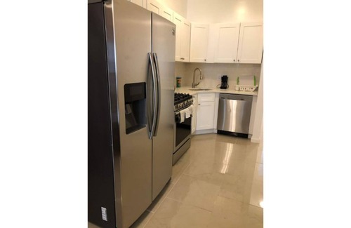 Ocean Hill Apartamento | Modern Two-Bedroom Apt close to Manhattan! Bingo