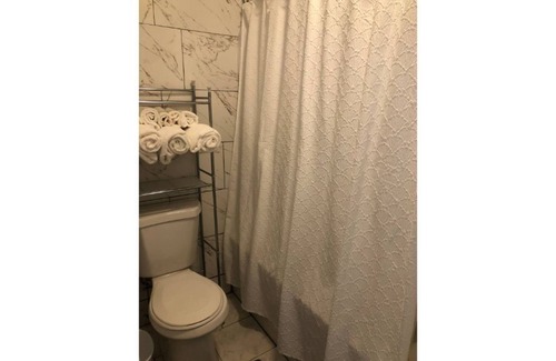 Ocean Hill Apartamento | Modern Two-Bedroom Apt close to Manhattan! Bingo