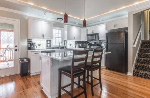 Parkville Casa | Modern & updated home-quiet neighborhood-perfect for your short/long term needs