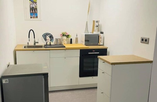 Magstadt Apartamento | Modern Urban Studio Apartment S-bahn 27qm for 6 Near Mercedes Benz Sindelfingen