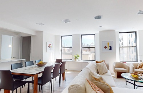 Central Park West Apartamento | Modern UWS Two-Bedroom Apartment with Amenities