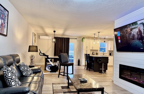 Dieppe Casa | Modern Vac Home, Private Hot Tub, Close to Airport