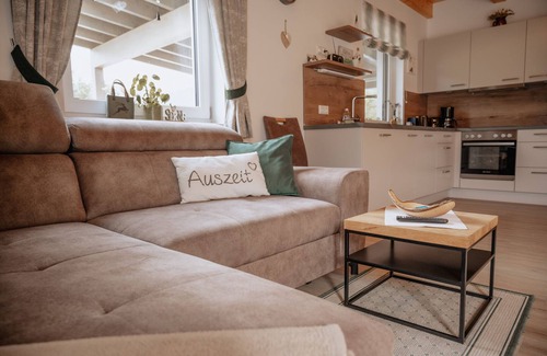 Sankt Georgen am Reith Apartamento | Modern vacation apartment (85 sqm) with sun terrace and carport