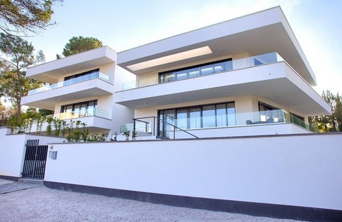 Milcetici Apartamento | Modern vacation apartment in Malinska with a covered terrace