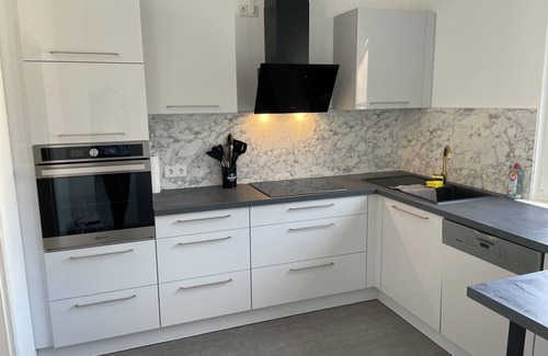 Boppard Apartamento | Modern vacation apartment with balcony - only 1 min. to the outdoor pool, for up to 4 guests