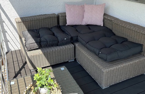 Boppard Apartamento | Modern vacation apartment with balcony - only 1 min. to the outdoor pool, for up to 4 guests