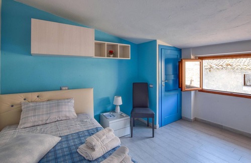 Orgosolo Apartamento | Alojamiento de 2 habitaciones en Orgosolo