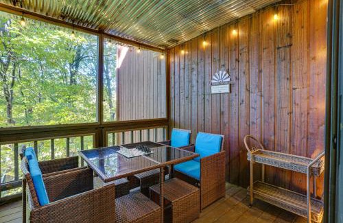 Vernon Apartamento | Modern Vernon Township Condo Near Ski and Water Park