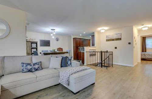 Vernon Apartamento | Modern Vernon Township Condo Near Ski and Water Park