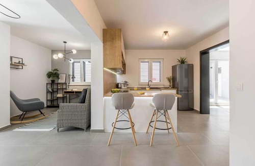 Cove Osibova (Milna) Villa | Modern villa by the sea with swimming pool