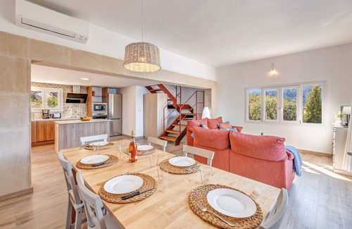 Puerto de Soller Villa | Moderna villa Dos Mundos con terraza en la azotea, calefacción, balcón y vistas al mar