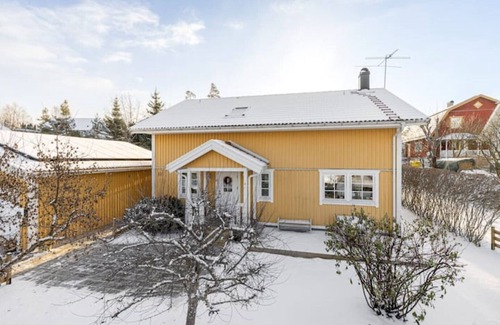 Gashaga Villa | Modern Villa i Älta, Stockholm