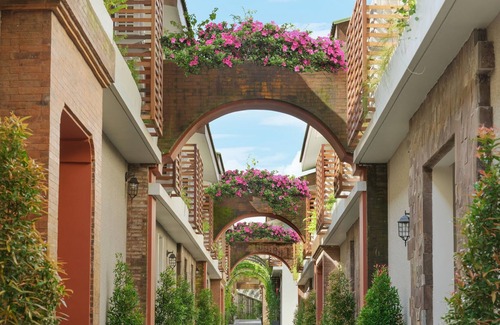 Petitenget Complejo | Modern Villa