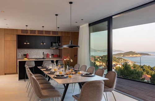 Dubrovnik Villa | Modern Villa in Dubrovnik with Infinity Rooftop Pool