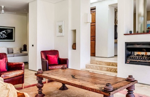 Fresnaye Villa | Modern Villa in Tranquil Fresnaye Skyward Villa