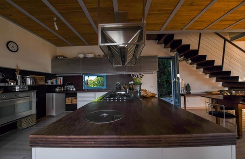 Lake Bracciano Villa | VILLA MODERNA CON VISTA AL LAGO cerca de Roma, piscina PRIVADA, WI-FI
