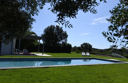 Lake Bracciano Villa | VILLA MODERNA CON VISTA AL LAGO cerca de Roma, piscina PRIVADA, WI-FI