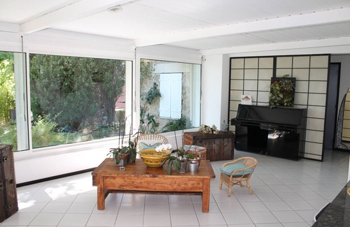 Lourmarin Villa | Villa moderna con piscina, 6 pers., tranquila Lourmarin.
