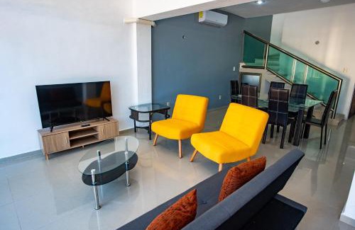 Chicxulub Pueblo Apartamento | Modern villa with private pool, 1 block from the Ocean