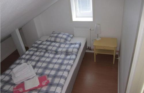 Lulea Apartamento | Modern vindsvåning med balkong 2 km från centrum