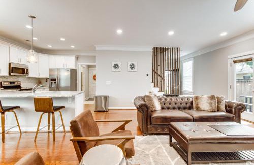 Northeast Virginia Beach Casa | Modern Virginia Beach Retreat in Resort District!