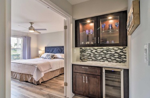 Isla del Sol Apartamento | Modern Vista Verde Condo about 2 Mi to St Pete Beach!