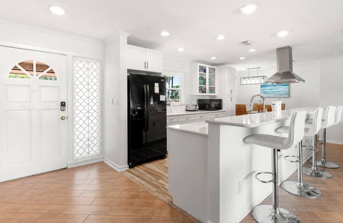 Shore Acres Casa | Modern waterfront home w. heated private pool, 30-night min. stay