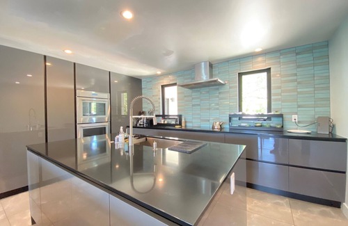 Los Olivos Casa | Modern Wine Country Home with Pool, Spa & Sauna, EV Charging
