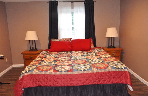 Cresco Casa | "Modern Yet Yet Country" Barn Apt en 10 acres cerca de atracciones