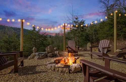 Wardensville Casa | Modern Yurt w River Access, Hot Tub, WiFi & Grill