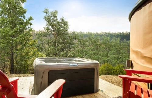 Wardensville Casa | Modern Yurt w River Access, Hot Tub, WiFi & Grill