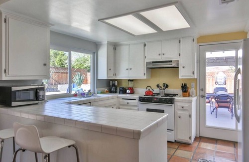 Cathedral City Cove Casa | Modern Zen Retreat: la mejor vida interior y exterior