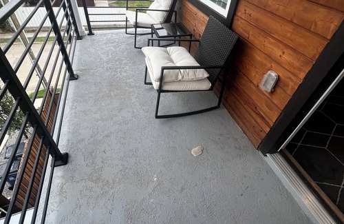 West Dallas Casa | Modern3BR,3.5BA 5 Beds Near Downtown Dallas