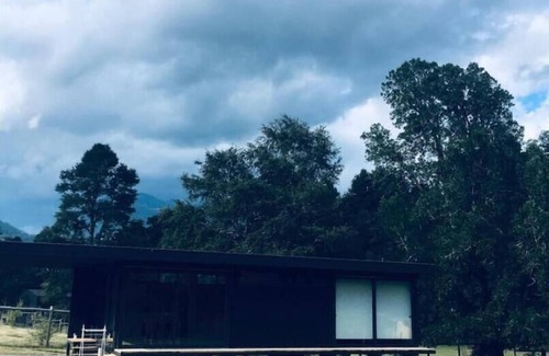 Pucon Casa | Moderna, acogedora y con río