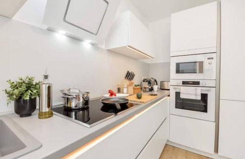 Brackwede Apartamento | Moderne & Elegante Terrassenwohnung Wifi TV