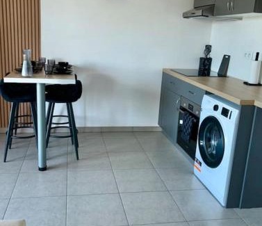 Bourgoin-Jallieu Apartamento | Moderne et Spacieux avec Vue dégagée