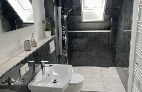 Nohfelden Apartamento | Moderne Ferienwohnung am St. Wendeler Bahnradweg