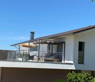 Haarbach Apartamento | Moderne Ferienwohnung Nähe Bad Griesbach, Haarbach
