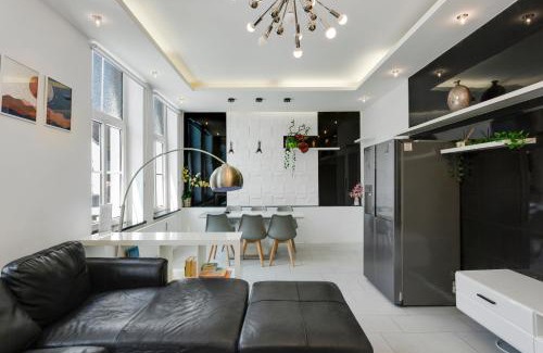 Eitorf Apartamento | Moderne & Rustikale Wohnung I Zentral I Geschäftsreisen I Top Anbindung