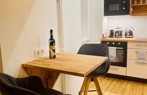 Western Ring Area Apartamento | Modernes Apartment Nahe Vw-halle