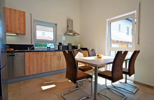 Staffelstein Apartamento | Moderna casa de vacaciones (72 m 2) con gran terraza y jardín