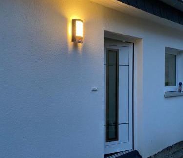 Husen Apartamento | Modernes Ferienhaus E25, 2-6 Pers keine Monteure