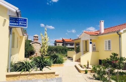 Dobropoljana Casa | Modernes Ferienhaus in Dobropoljana mit Terrasse, Garten und Grill