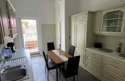 Meuselwitz Apartamento | Modernes, Großes City Apartment 95 qm in Meuselwitz
