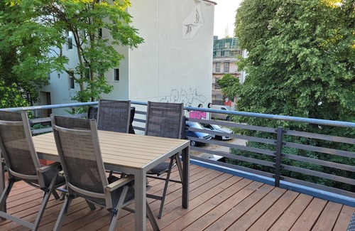 Dresden Apartamento | Modernes Loft mit Großer Terrasse und Zwei Kostenlosen Parkplätzen