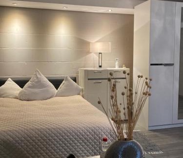 Hildesheim District Casa | Modernes Zimmer 30 Min Hannover